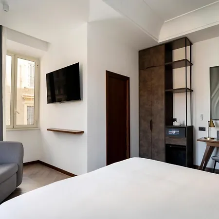 Boutique Piedra Centre Rom